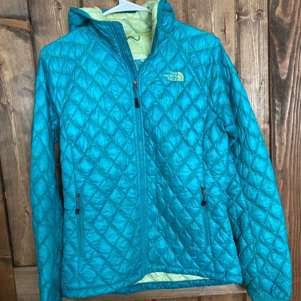North face thermal ball jacket